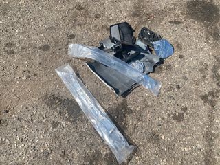Vehicle Parts Image #1